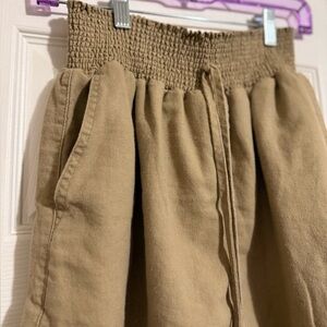 Smocked Waist Tan Skort – Size XL